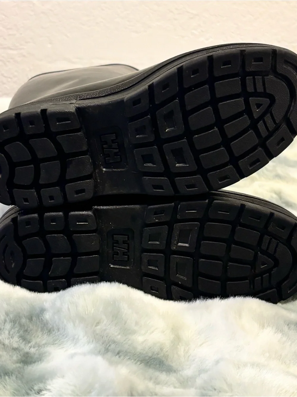 Helly Hansen Veierland 2 Womens Size 7 Rain Boots Black Rubber Waterproof NWOB